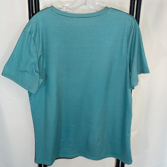 Women’s Donkey Pattern Short Sleeve Tee Size Large NWOT - Picture 13 of 14